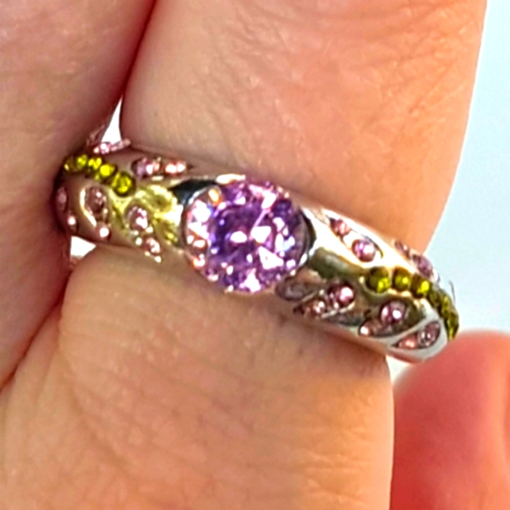 🌿 Pink Flower Buds Ring